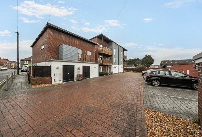 1 Bedroom Flat For Sale In Derrick Road, Bristol, Gloucestershire, BS15