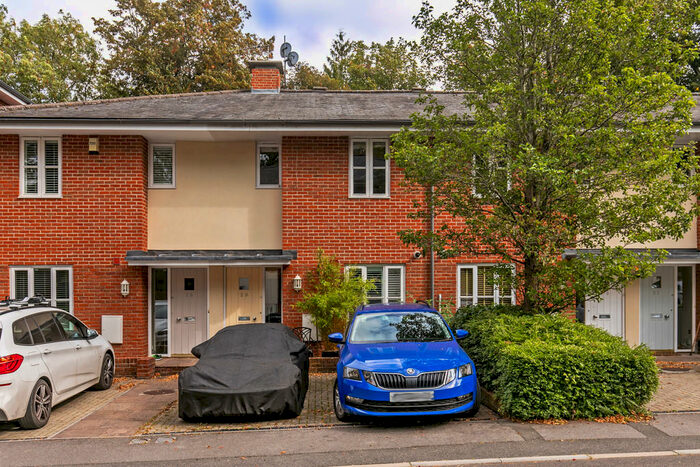 3 Bedroom Terraced House To Rent In Grange Close, Winchester, SO23