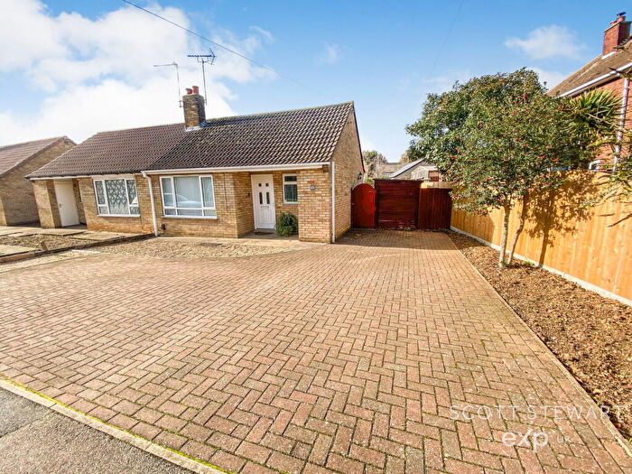 1 Bedroom Semi-Detached Bungalow For Sale In Inhams Road, Whittlesey, Peterborough, PE7