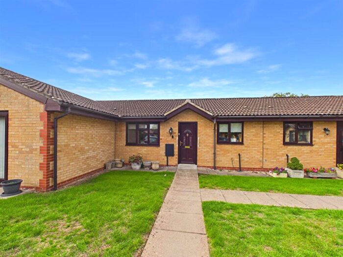 2 Bedroom Bungalow For Sale In Marleyfield Close, Churchdown, Gloucester, GL3