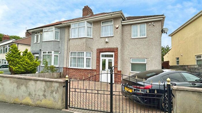 5 Bedroom House For Sale In Heath Road, Eastville, Bristol, BS5