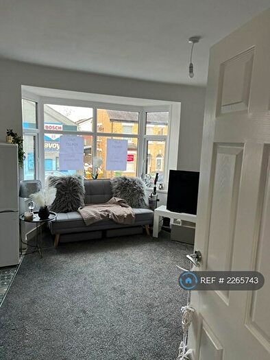 1 Bedroom Flat To Rent In Main Street, Willerby, Hull, HU10