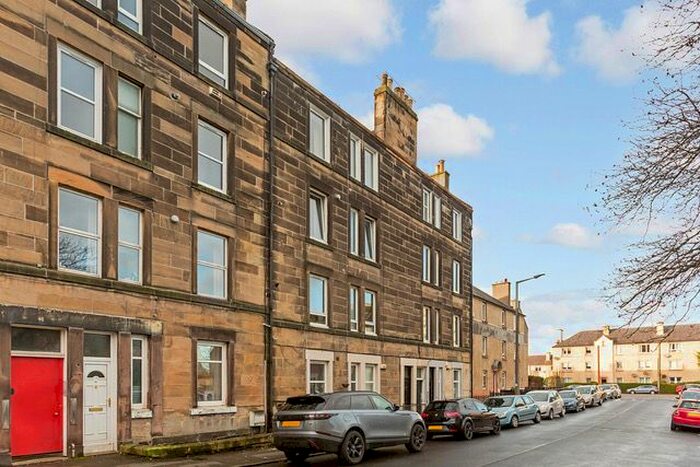 1 Bedroom Flat To Rent In Moat Street, Slateford, Edinburgh EH14