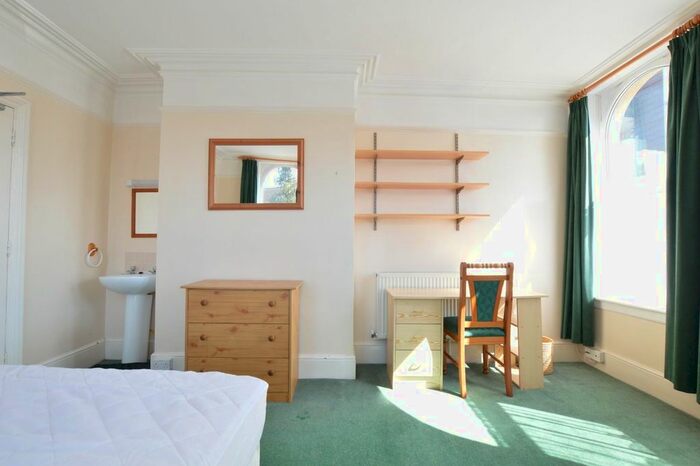 1 Bedroom Detached House To Rent In Canterbury Road, Ashford, TN24