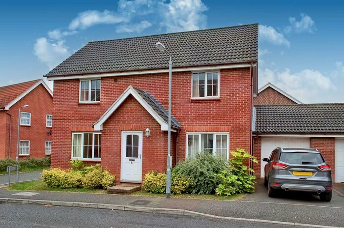 4 Bedroom Detached House To Rent In Ethelreda Drive, Thetford, IP24