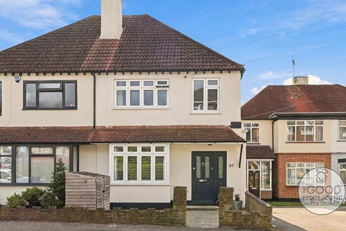 3 Bedroom Semi-Detached House For Sale In Goldings Road, Loughton, IG10