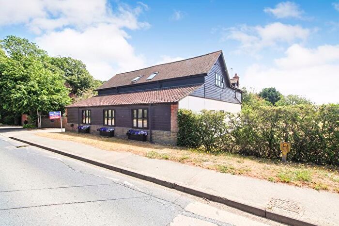 4 Bedroom Detached House For Sale In Southside Barn, Bedford Road, Willington, MK44