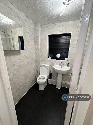 1 Bedroom Flat To Rent In Eton Way, Dartford, DA1