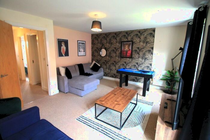 3 Bedroom Property To Rent In Harwood Square, Horfield, Bristol, BS7