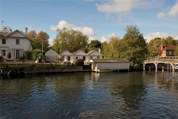 2 Bedroom Detached House To Rent In Mill Lane, Henley-On-Thames, Oxfordshire, RG9