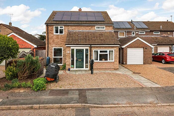 4 Bedroom Detached House For Sale In Pearson Close, Milton, Cambridge, CB24