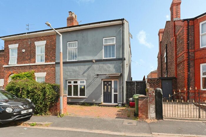 4 Bedroom Semi-Detached House For Sale In Laurel Road, Tranmere, Birkenhead, CH42