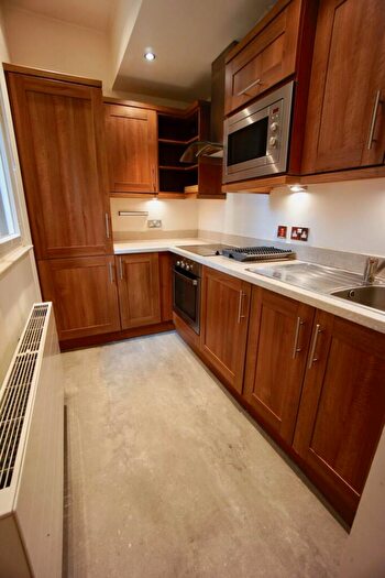 2 Bedroom Flat To Rent In Apt, Chapel Heights, Crookesmoor Road, Sheffield, S10