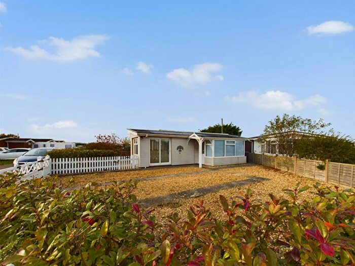 2 Bedroom Detached Bungalow For Sale In Grace Crescent, Anderby Creek, Skegness, PE24