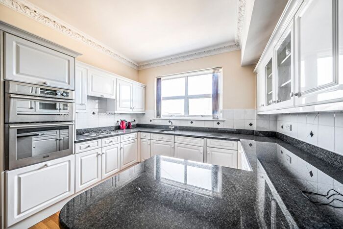 1 Bedroom Flat To Rent In Colin Road, London, NW10