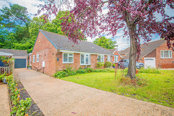2 Bedroom Semi-Detached Bungalow For Sale In Kensington Close, Bishopstoke, SO50