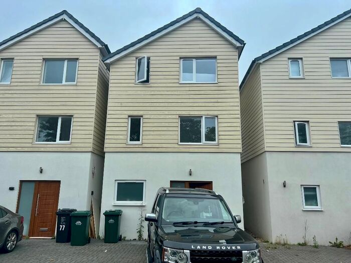 5 Bedroom Detached House To Rent In Bevendean Road, Brighton, BN2