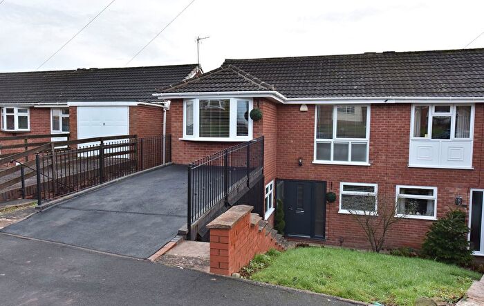 3 Bedroom Semi Detached House For Sale In Kingswinford, Eaton Place, DY6