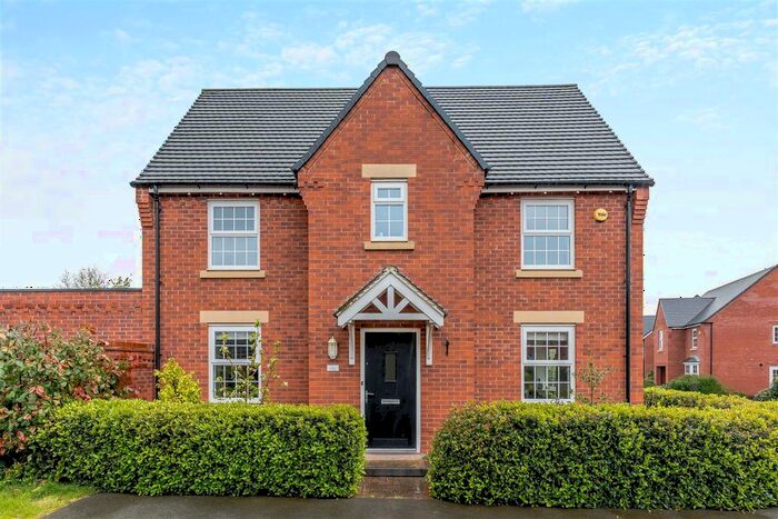 4 Bedroom Detached House For Sale In Stone Furlong, Long Itchington, Southam, CV47