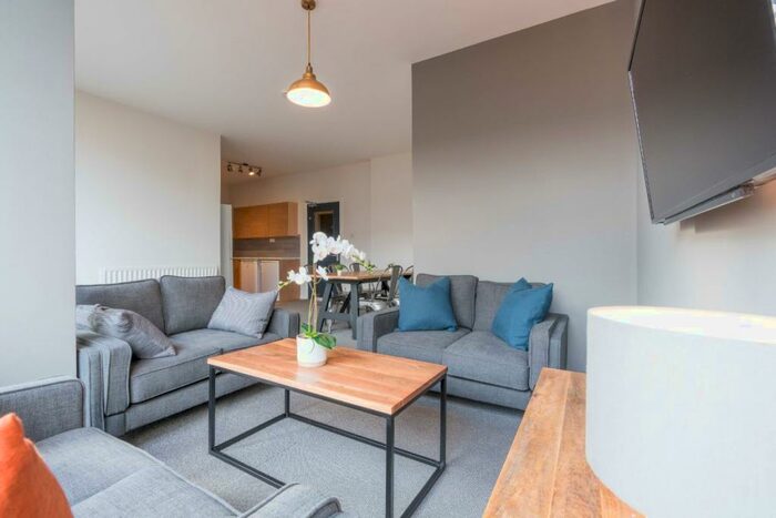 6 Bedroom Flat To Rent In Osborne Road, Newcastle, NE2