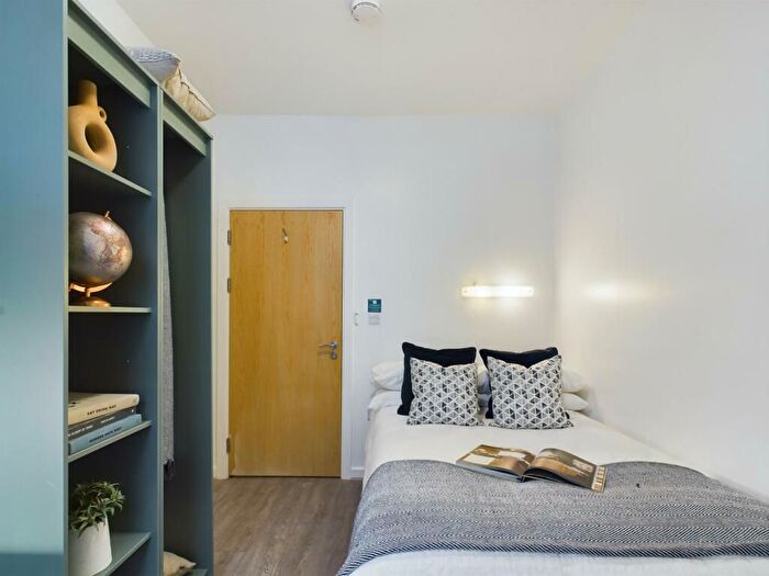 4 Bedroom Flat To Rent In China Street, Lancaster, LA1