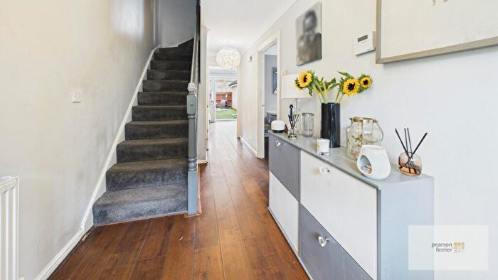 3 Bedroom Town House For Sale In Brook Walk, Tottington, Bury, BL8