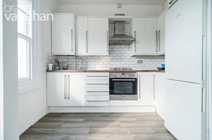 1 Bedroom Flat To Rent In Buckingham Road, Brighton, East Sussex, BN1