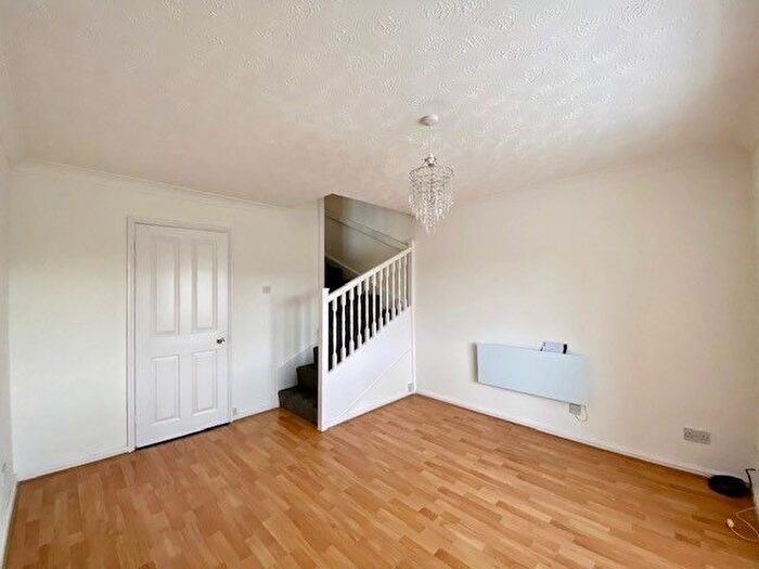 2 Bedroom End Of Terrace House To Rent In Lupin Walk, Aylesbury, HP21