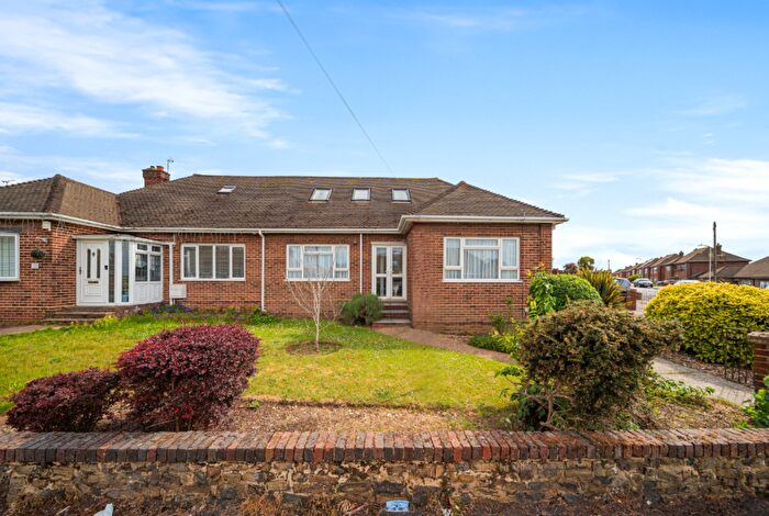 3 Bedroom Semi-Detached Bungalow For Sale In Cerne Road, Gravesend, Kent, DA12