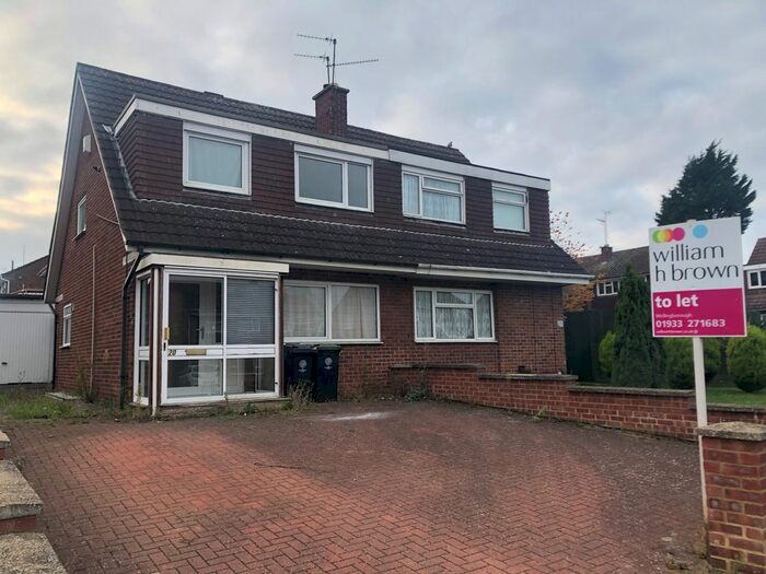 3 Bedroom Property To Rent In Grangeway, Rushden NN10