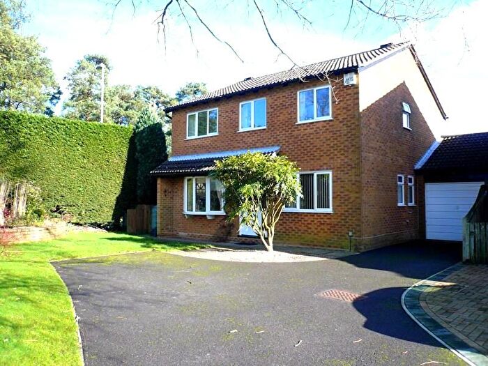 4 Bedroom Detached House To Rent In York Close, Whitehill, Hampshire, GU35