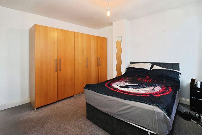 1 Bedroom Flat For Sale In Southmead Road, Bristol, Avon, BS10