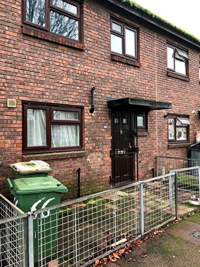 3 Bedroom Property To Rent In Birch Close, London, E16