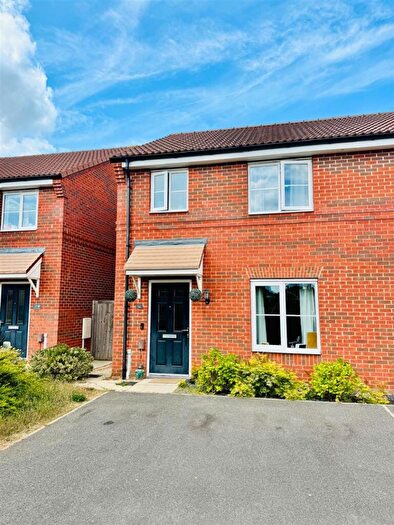 3 Bedroom Semi-Detached House For Sale In Fleetwood Road, Waddington, Lincoln, LN5