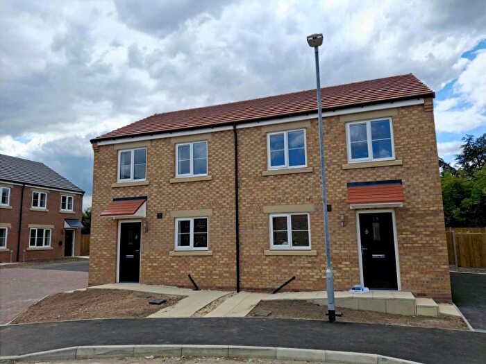 2 Bedroom Semi-Detached House For Sale In Belper Grove, Greywood Way, Harworth, DN11