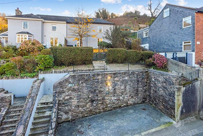 3 Bedroom Semi Detached House For Sale In Victoria Road, Dartmouth, TQ6