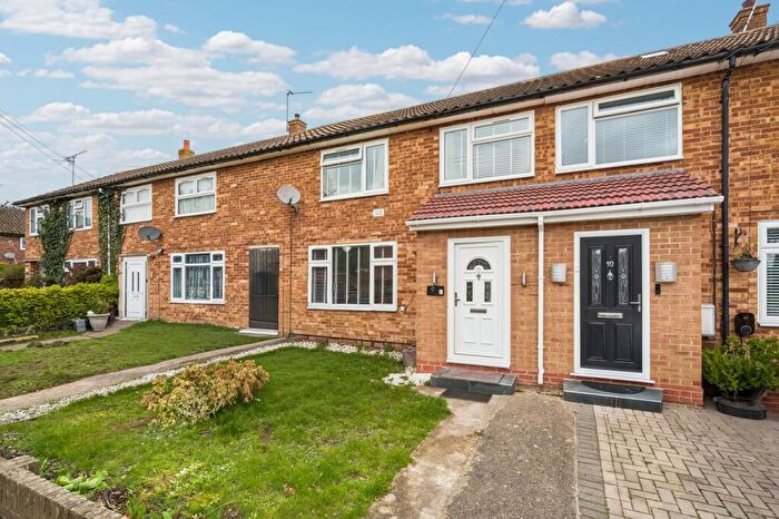 3 Bedroom Terraced House For Sale In Ripley Close, Langley, SL3