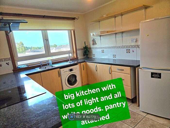2 Bedroom Flat To Rent In Gordon Place, Camelon, Falkirk, FK1