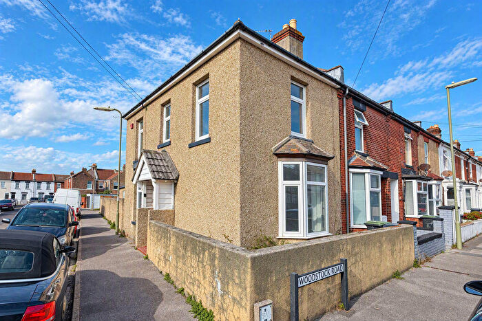 3 Bedroom End Of Terrace House For Sale In Woodstock Road, Gosport, PO12