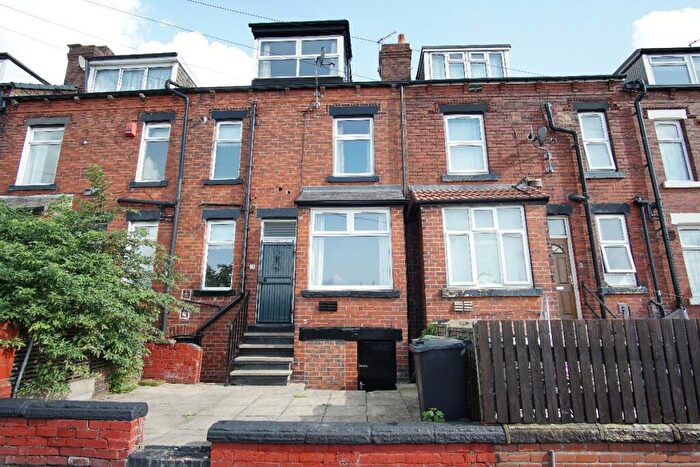 2 Bedroom Terraced House To Rent In Everleigh Street, Leeds, LS9