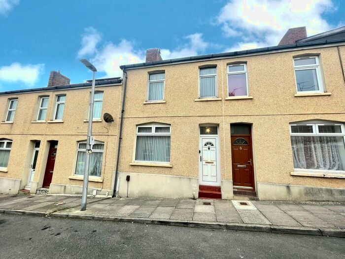 3 Bedroom House To Rent In Fryatt Street, Barry, CF63