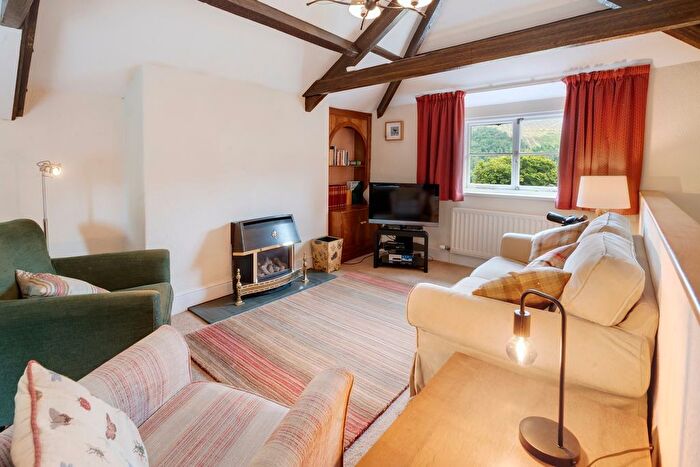 2 Bedroom Cottage For Sale In Toll Bar Cottage, Chestnut Hill, CA12