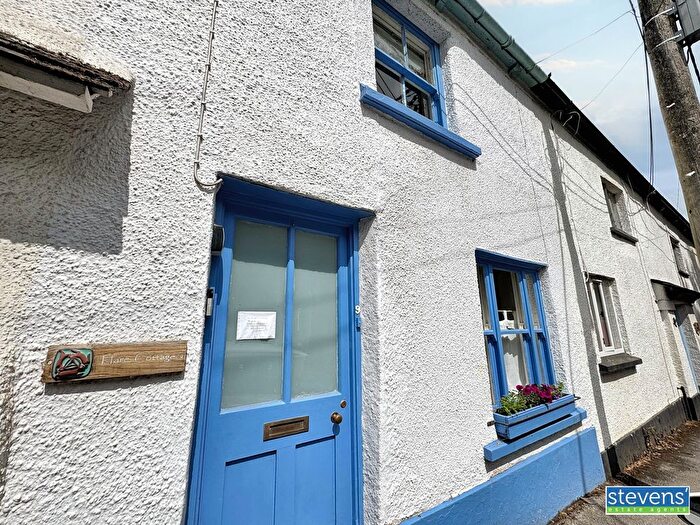 3 Bedroom Terraced House For Sale In North Street, North Tawton, Devon, EX20
