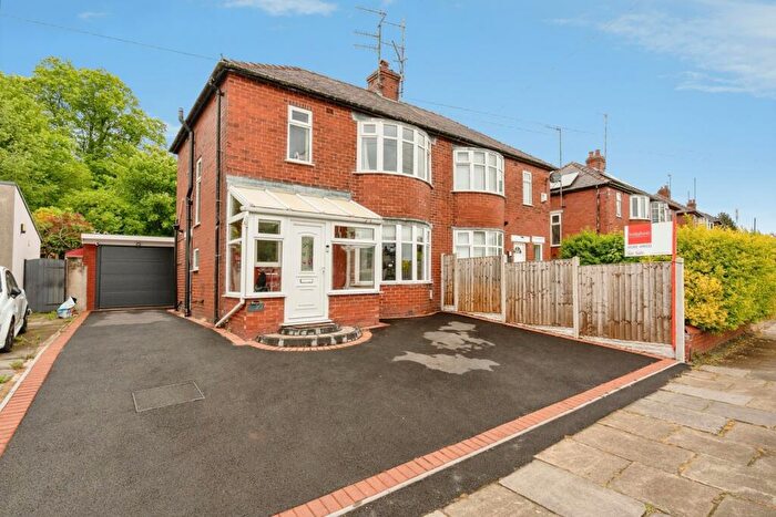 3 Bedroom Semi Detached House For Sale In Brunshaw Avenue, Burnley, Lancashire, BB10