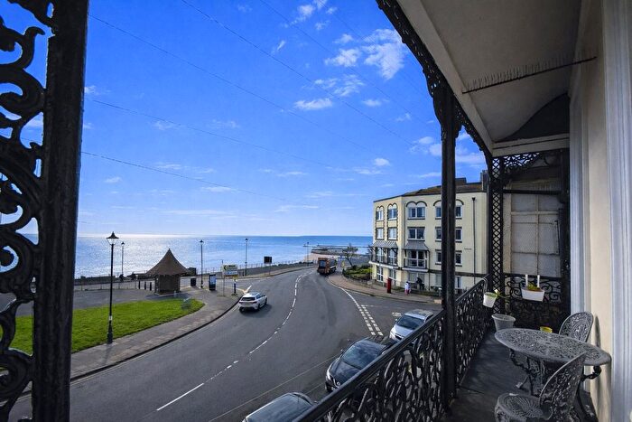 2 Bedroom Flat For Sale In Victoria Parade, Ramsgate, Kent, CT11