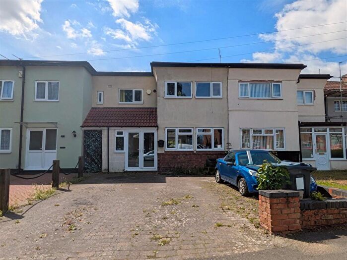 3 Bedroom Terraced House For Sale In Common Lane, Sheldon, Birmingham, B26