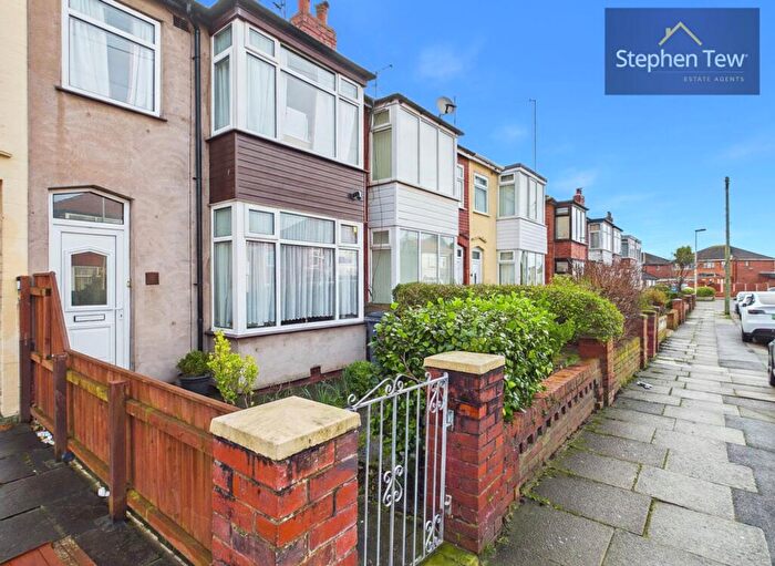 2 Bedroom Terraced House For Sale In Lowesway, Blackpool, FY4