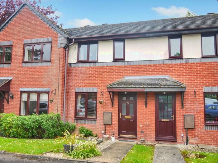 2 Bedroom Terraced House To Rent In Chepstow Close, Stratford-upon-Avon, CV37