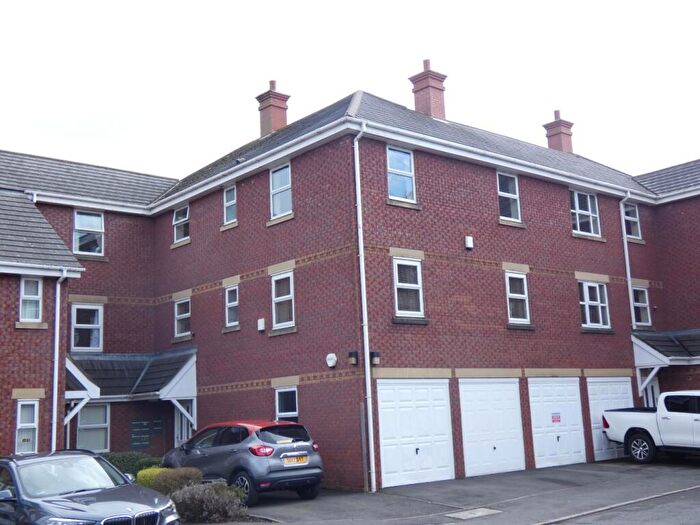2 Bedroom Flat To Rent In The Mariners, FY8