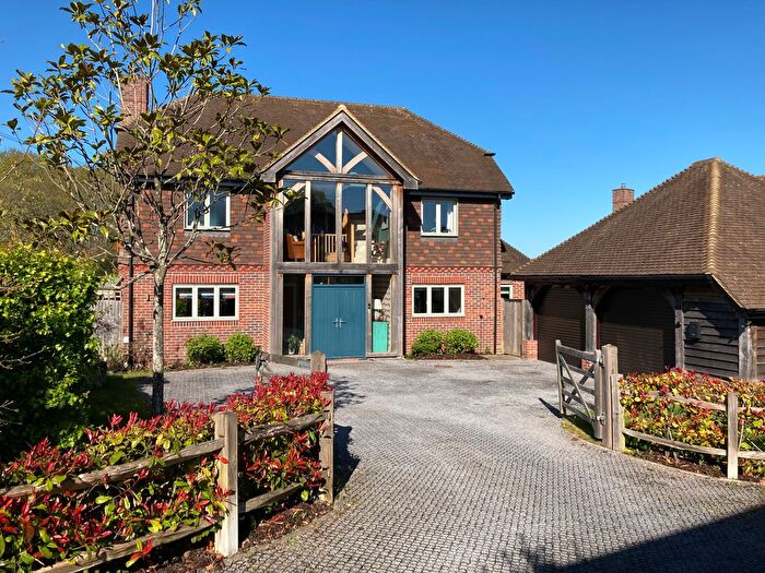 5 Bedroom Detached House For Sale In Forge Road, Kingsley, GU35